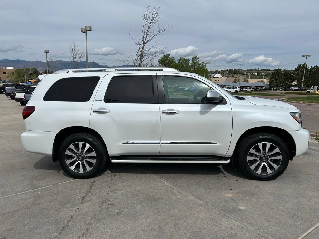 Used 2022 Toyota Sequoia Limited AWD/4WD image 11
