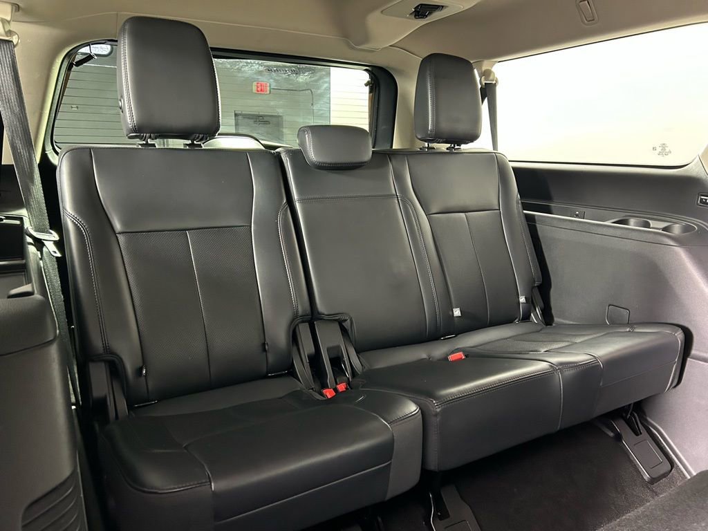 Used 2024 Ford Expedition Max XLT image 14