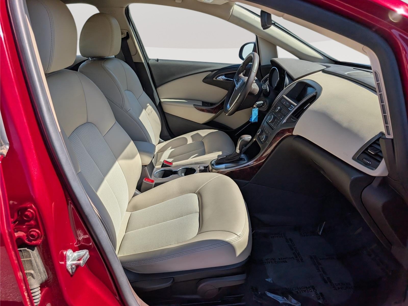 Used 2014 Buick Verano FWD image 11