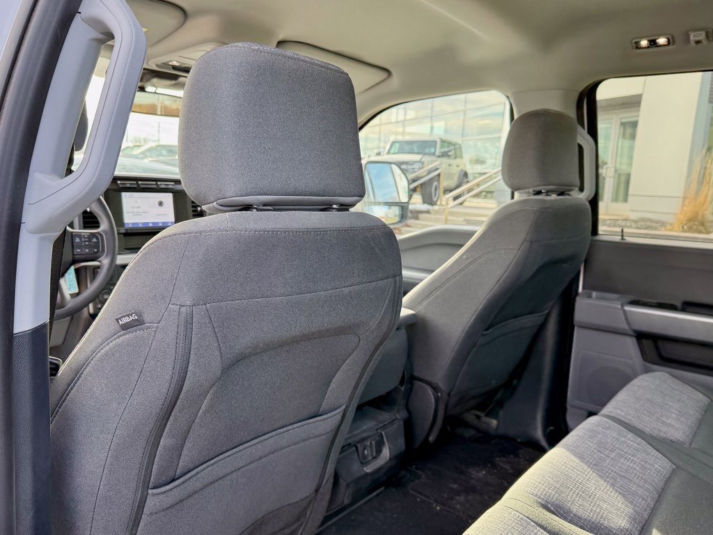 Used 2023 Ford F250 XLT w/ FX4 Off-Road Package image 11