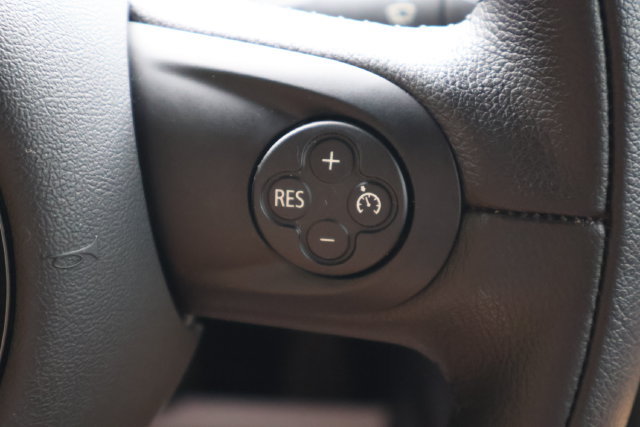 Used 2014 MINI Cooper Roadster FWD image 6