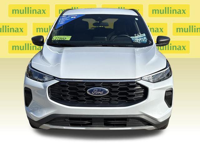 Certified 2025 Ford Escape ST-Line w/ Equipment Group 301A image 14