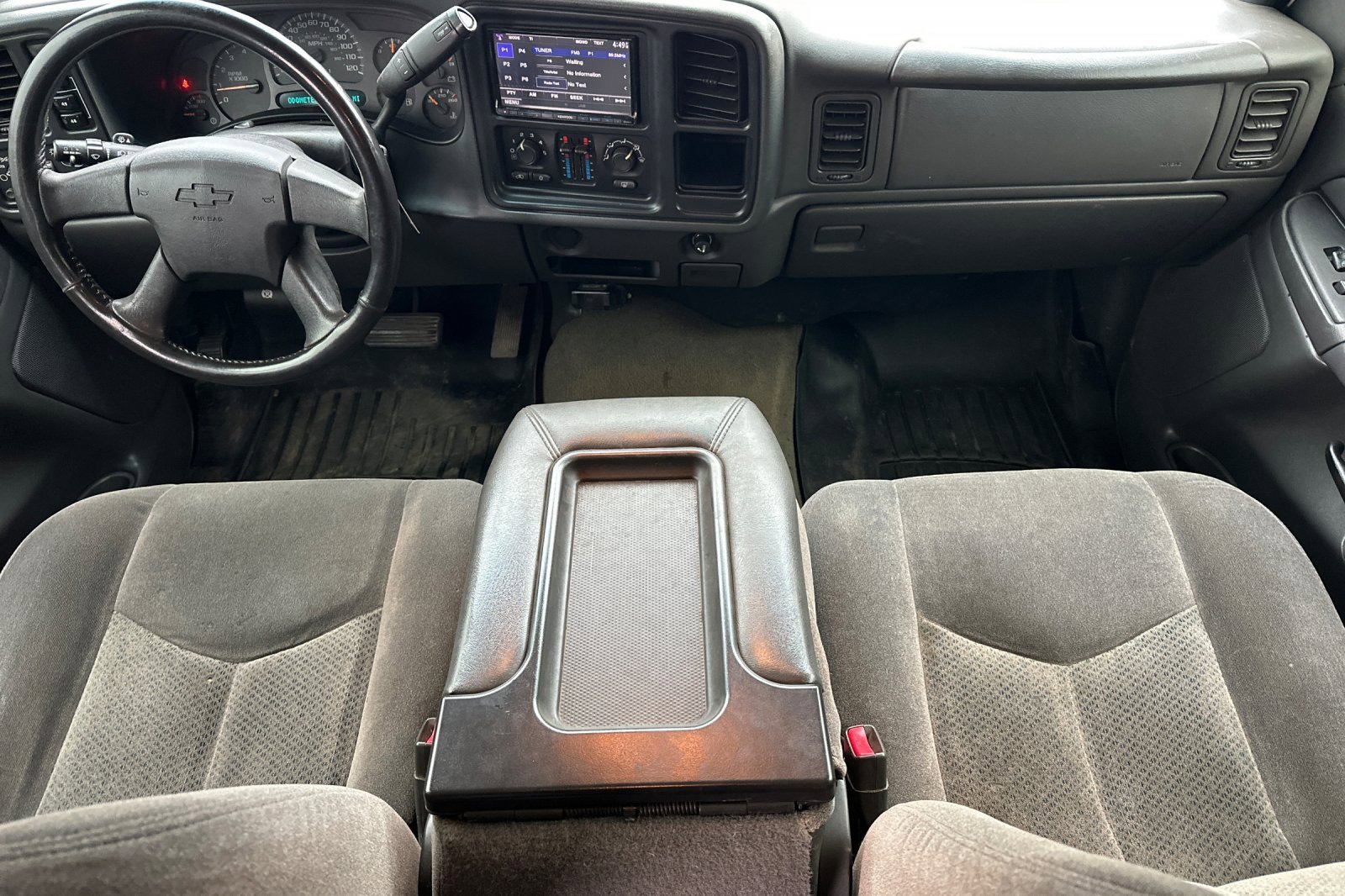 Used 2006 Chevrolet Silverado 2500 LT w/ Heavy-Duty Power Package image 13