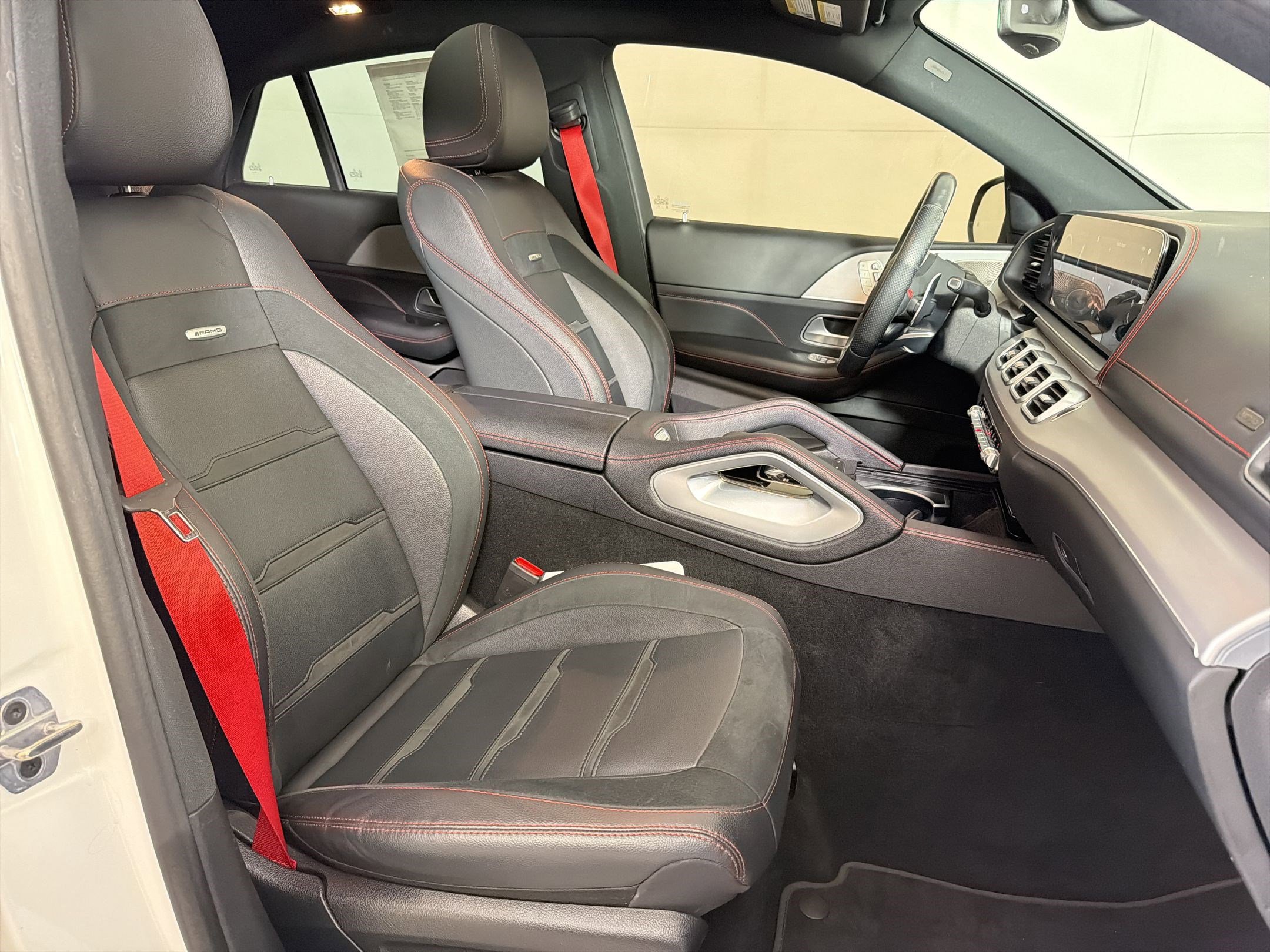 Used 2023 Mercedes-Benz GLE 53 AMG 4MATIC Coupe image 31