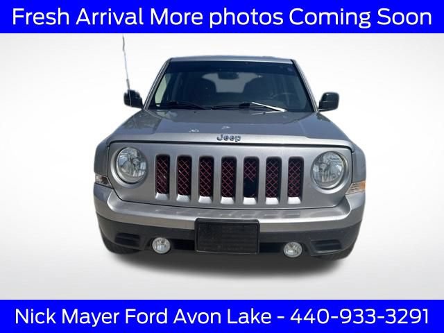 Used 2017 Jeep Patriot Sport w/ Power Value Group FWD image 9