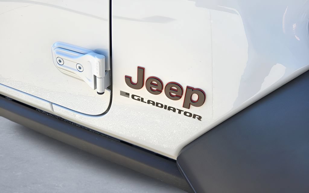 Used 2023 Jeep Gladiator Mojave w/ LED Lighting Group AWD/4WD image 53