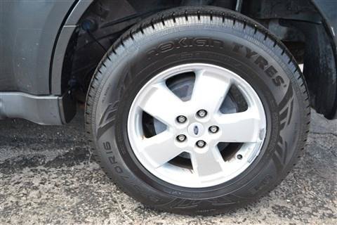 Used 2008 Ford Escape XLT AWD/4WD image 9