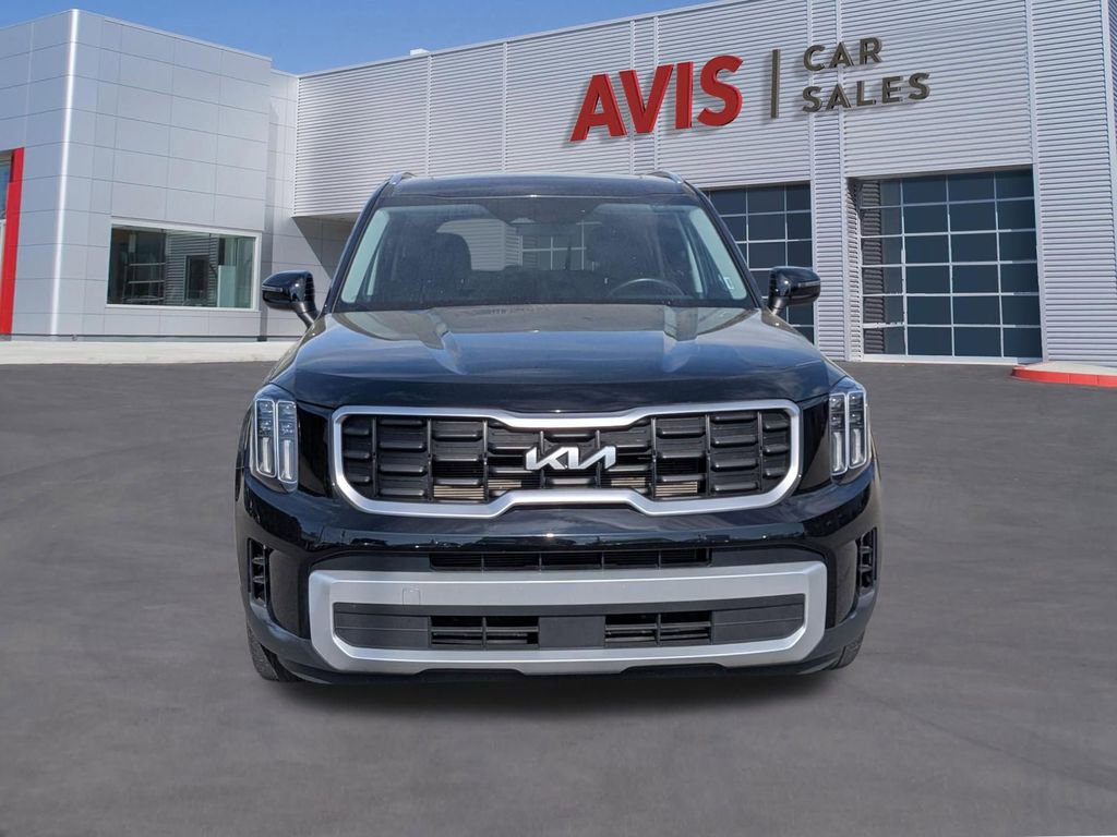 Used 2025 Kia Telluride S FWD image 2