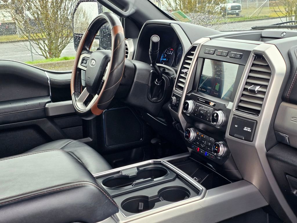Used 2019 Ford F350 Platinum w/ Platinum Ultimate Package image 16