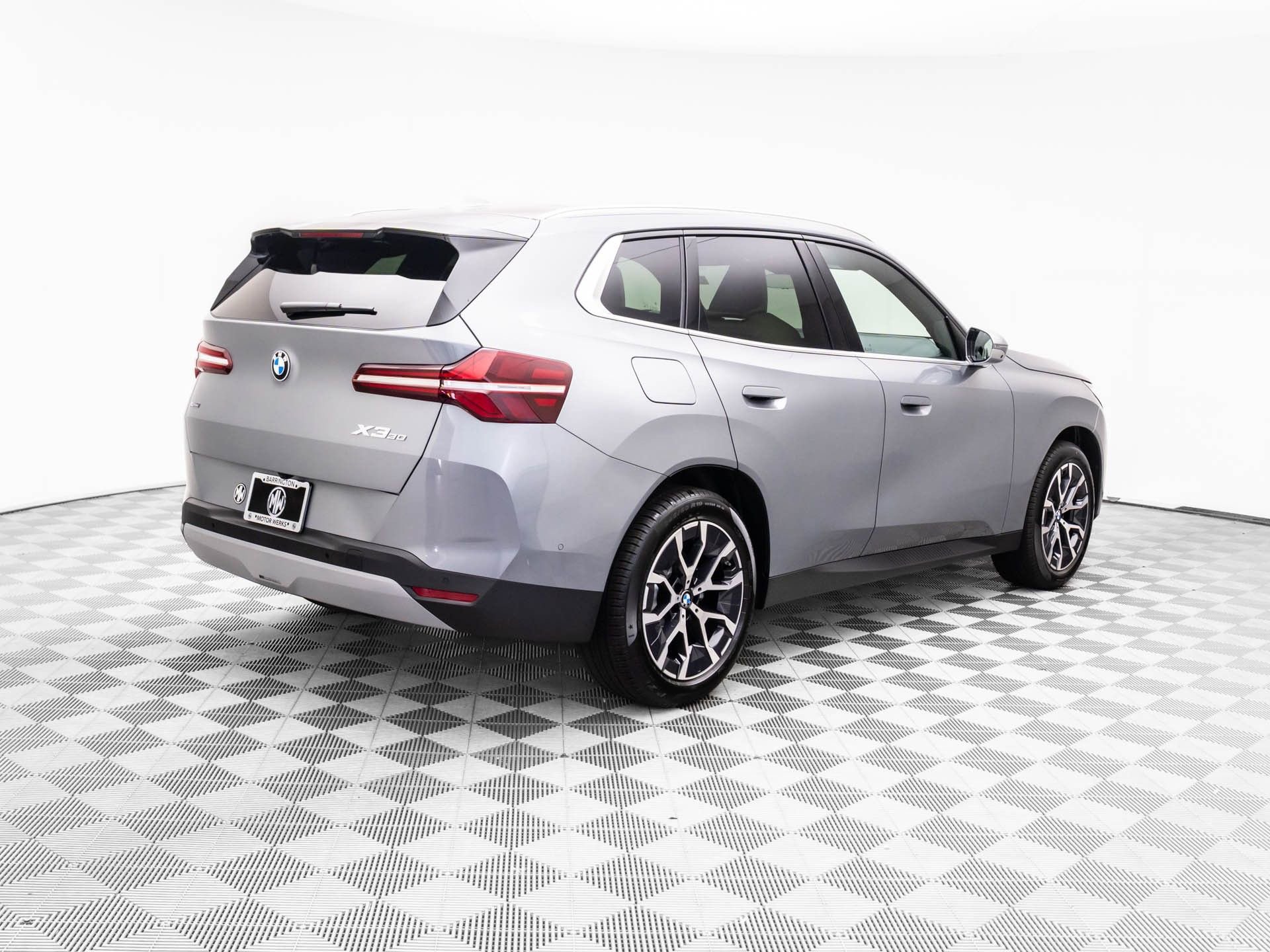 Used 2026 BMW X3 xDrive30 w/ Premium Package image 5