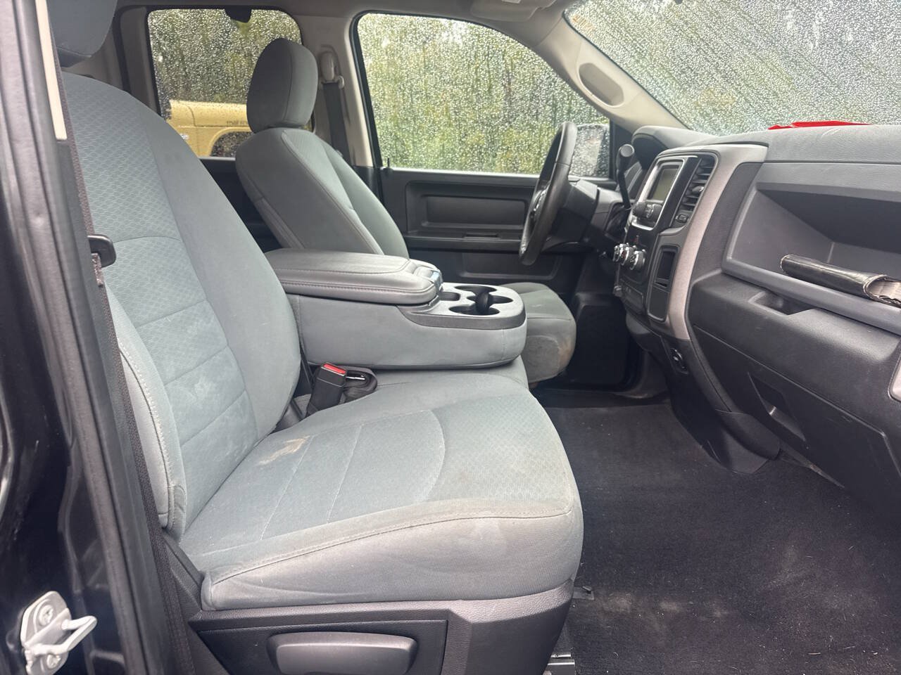 Used 2017 RAM 1500 ST w/ SXT Appearance Group AWD/4WD image 21