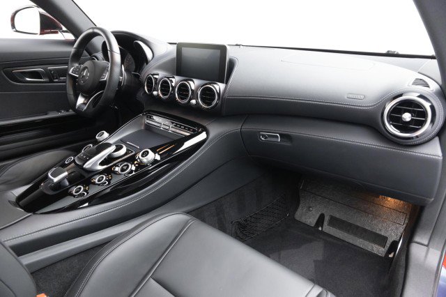 Used 2017 Mercedes-Benz AMG GT Coupe image 2