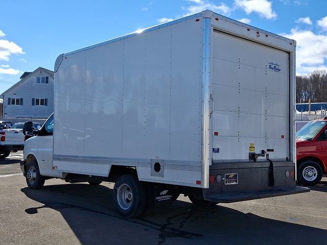 New 2025 GMC Savana 3500 w/ Power Convenience Package RWD image 3