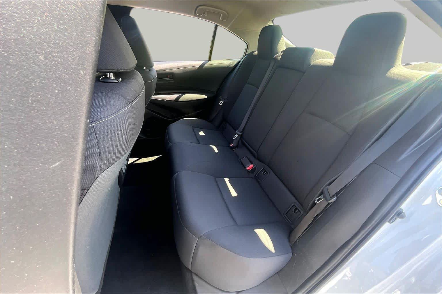 Used 2024 Toyota Corolla LE FWD image 19