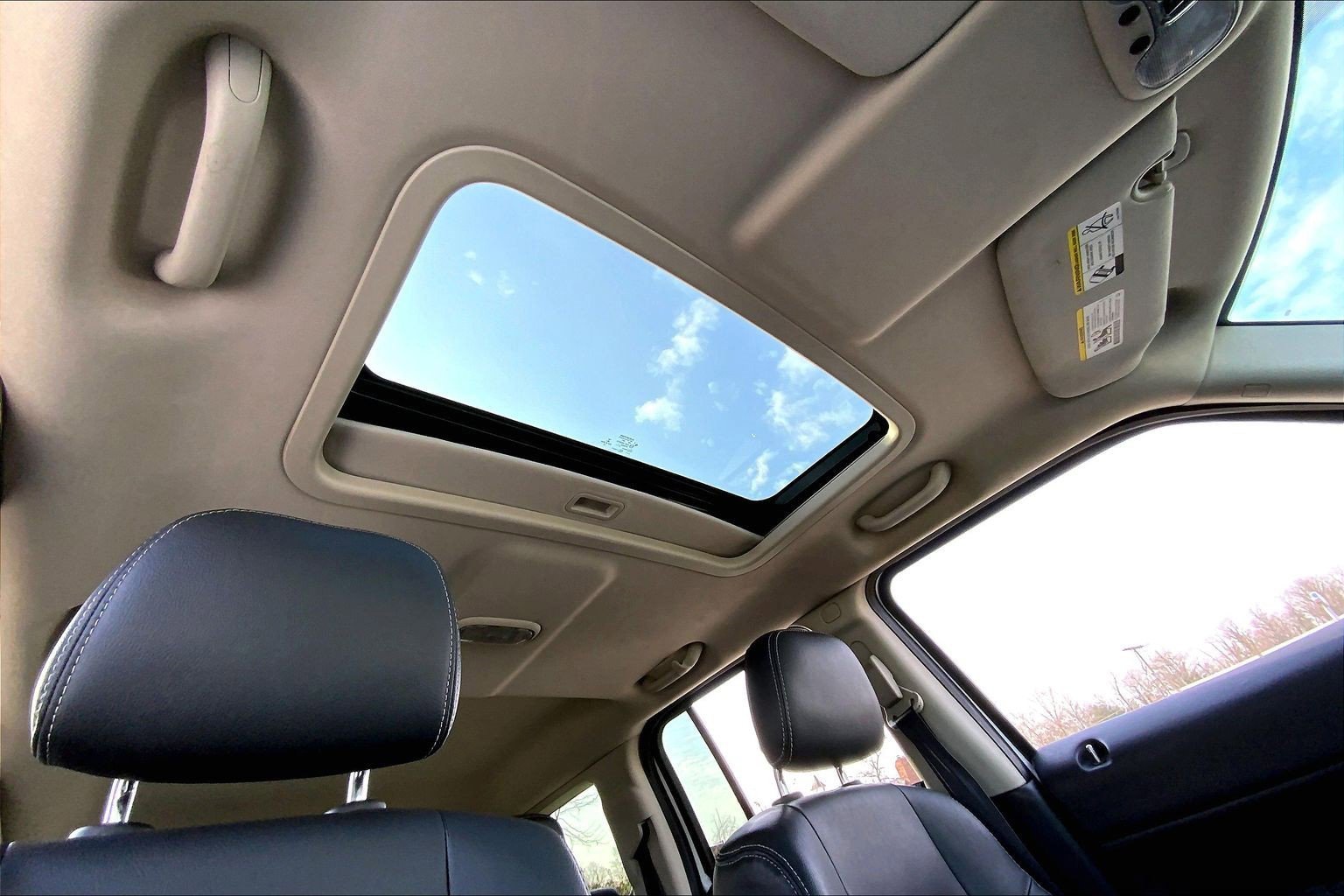 Used 2017 Jeep Patriot High Altitude image 12