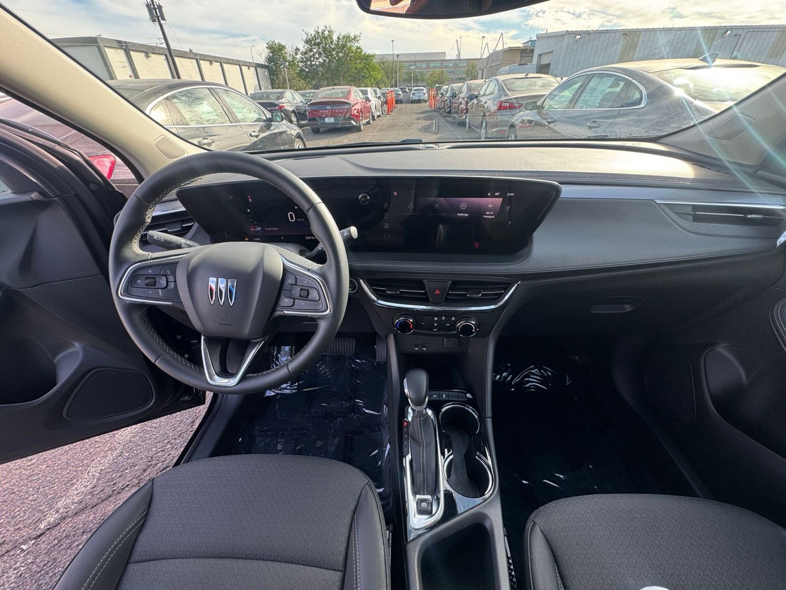 Used 2025 Buick Encore GX Preferred image 31