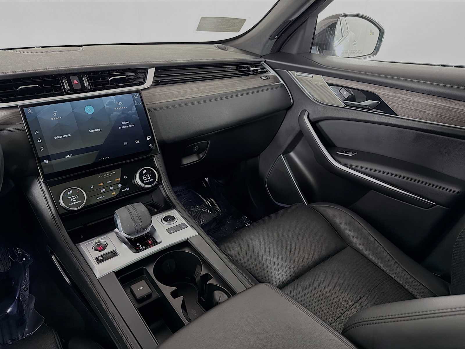 Used 2022 Jaguar F-PACE S image 24