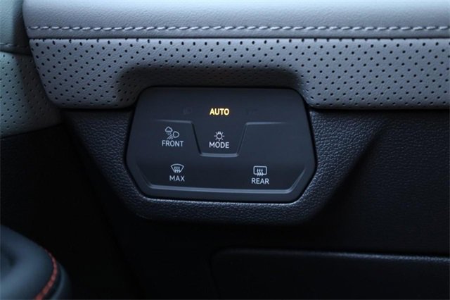 New 2026 Volkswagen Atlas Peak Edition image 21