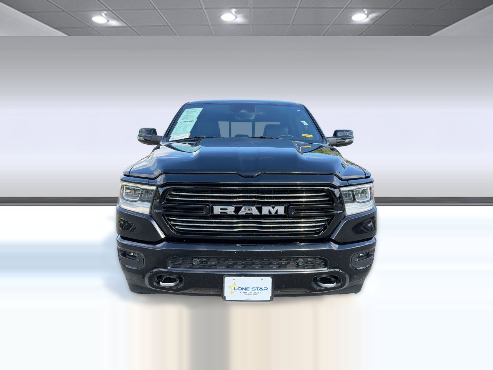 Used 2024 RAM 1500 Laramie AWD/4WD image 5