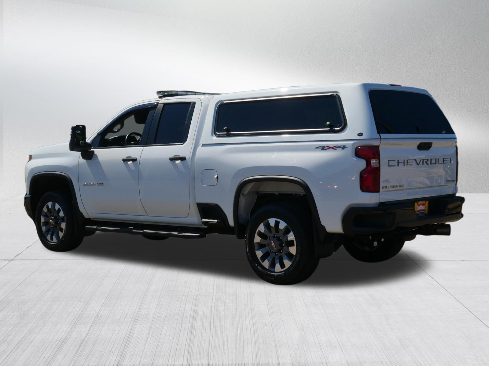 Used 2022 Chevrolet Silverado 2500 Custom w/ Custom Value Package AWD/4WD image 5