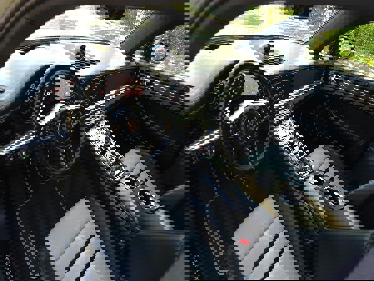 Used 2020 Porsche Panamera 4S image 2