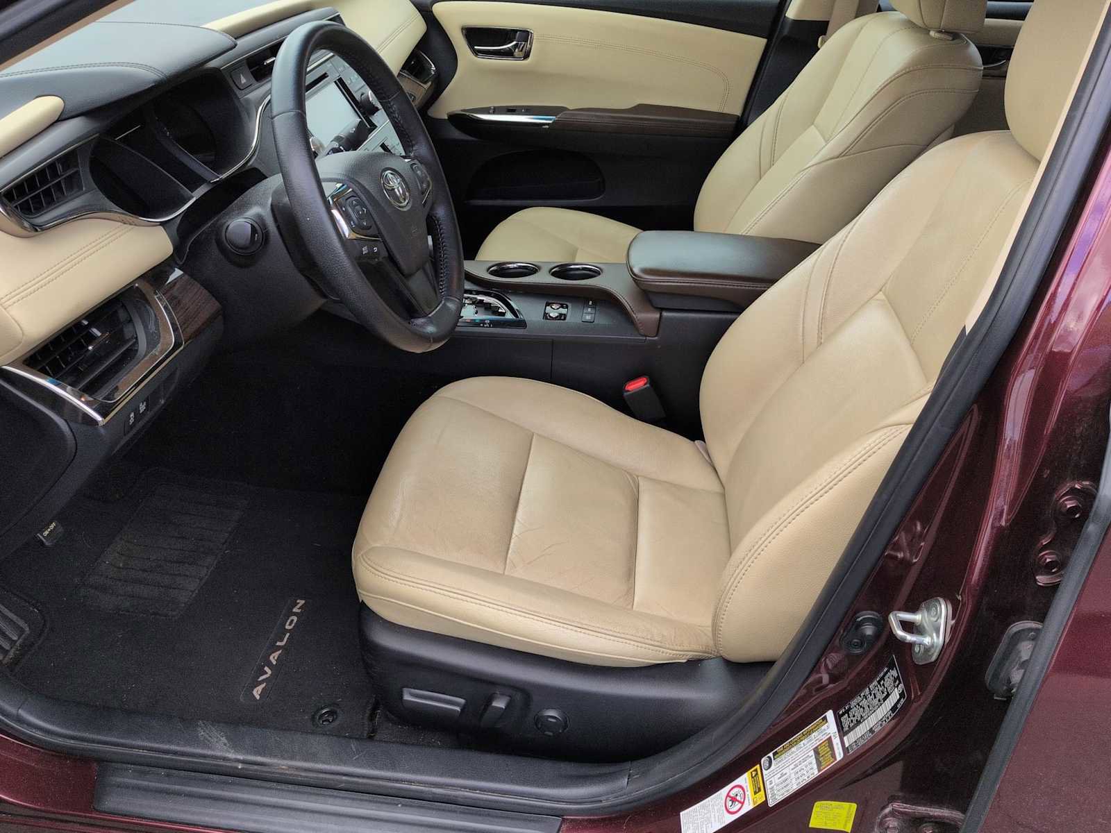 Used 2015 Toyota Avalon XLE Touring image 17