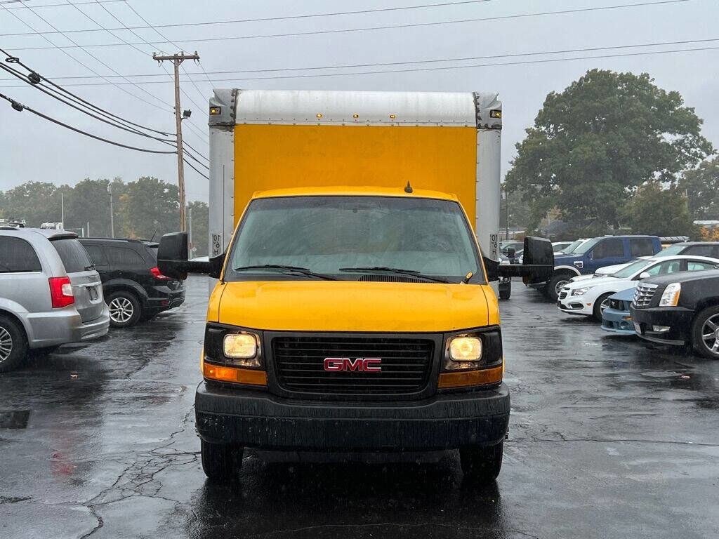 Used 2016 GMC Savana 3500 Extended image 8