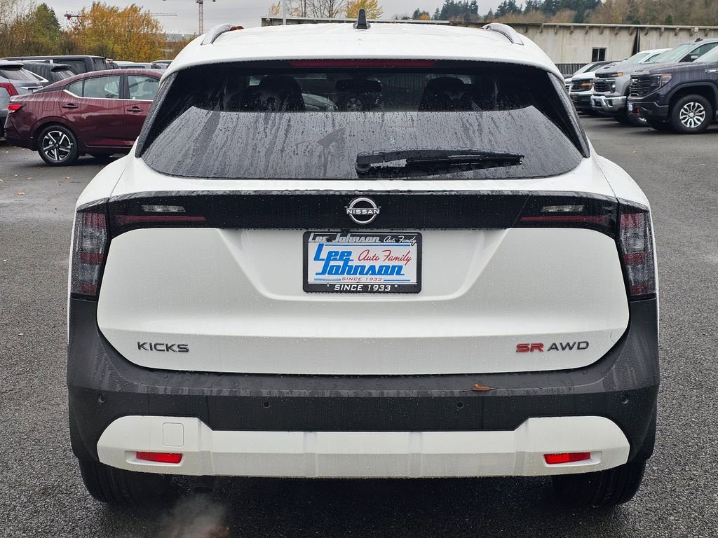 New 2026 Nissan Kicks SR w/ SR Premium Package image 6