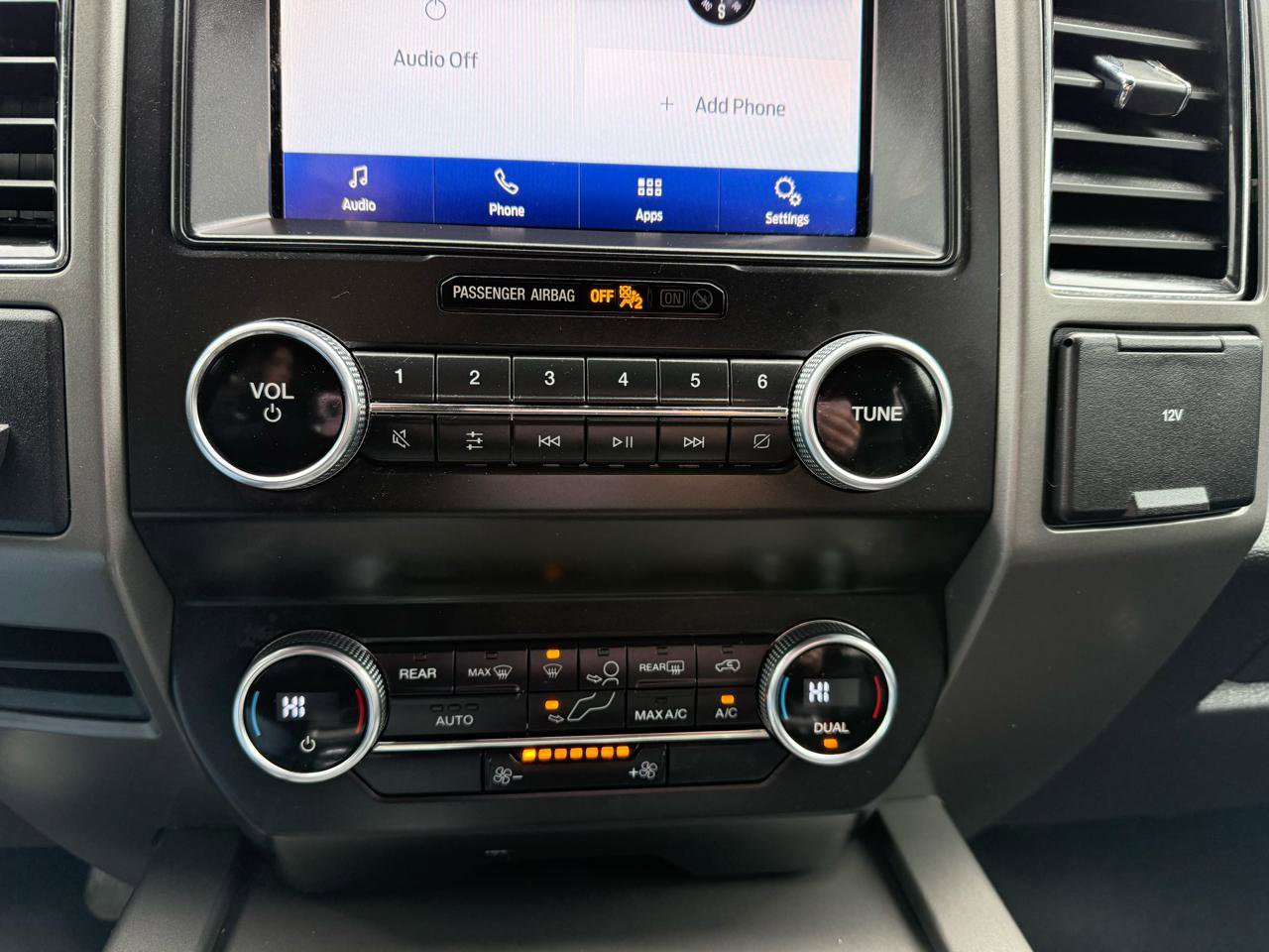 Used 2020 Ford Expedition Max XLT w/ Equipment Group 201A image 31