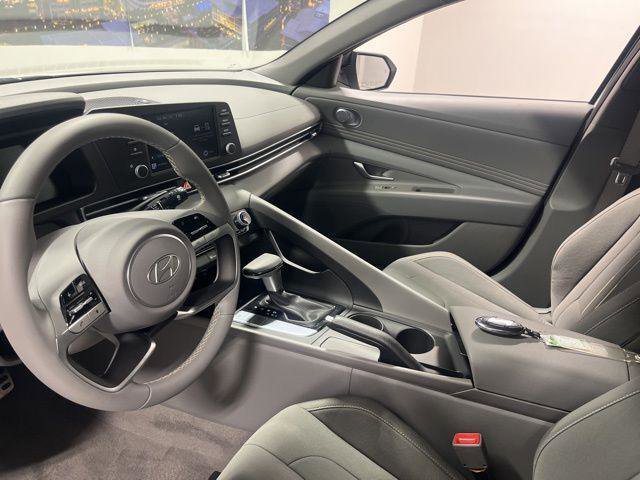 New 2026 Hyundai Elantra Sport image 10