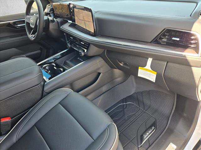 New 2026 Chevrolet Suburban Premier w/ Sun And Tow Package image 19
