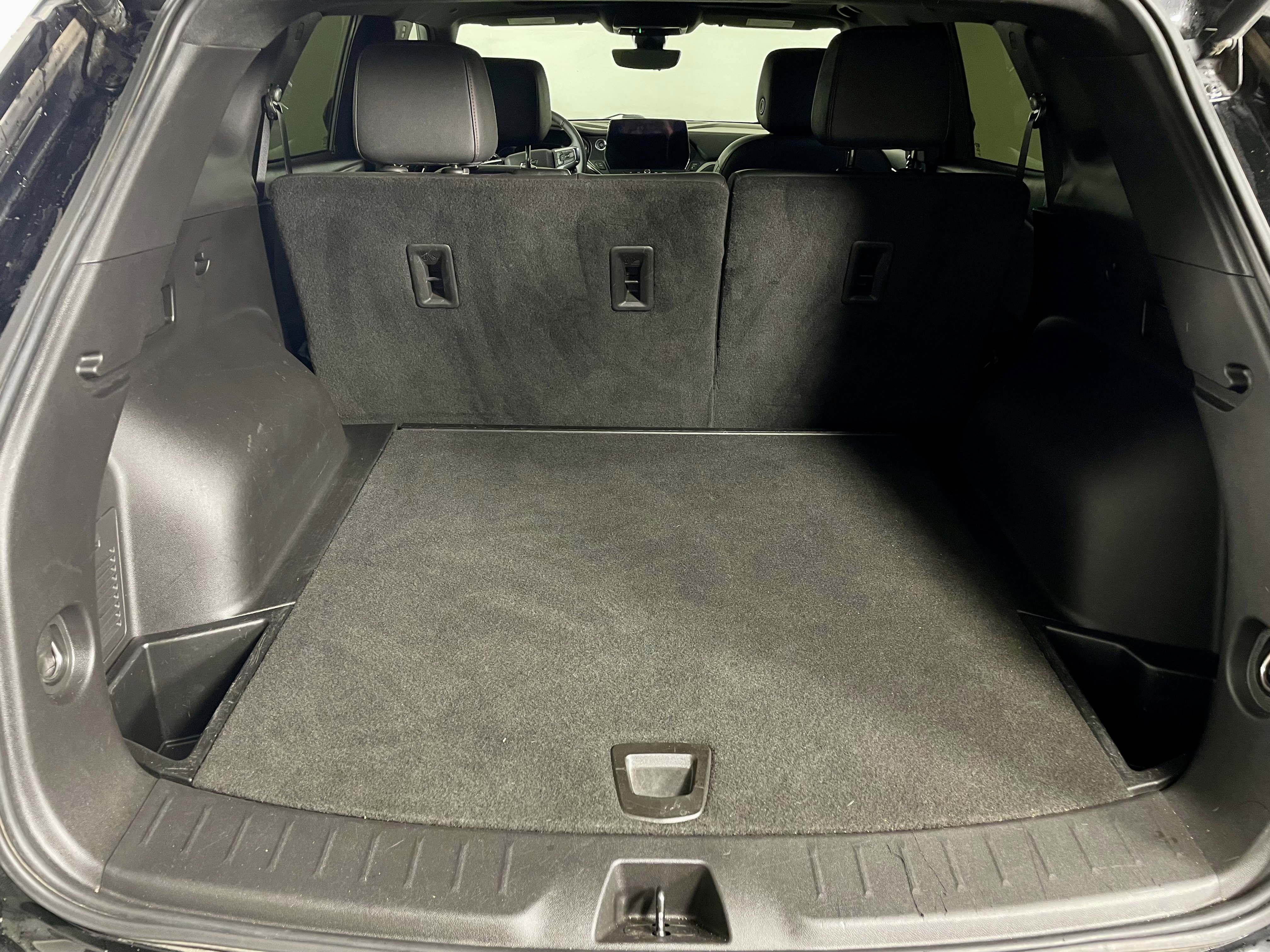 Used 2023 Chevrolet Blazer RS w/ Driver Confidence II Package image 4