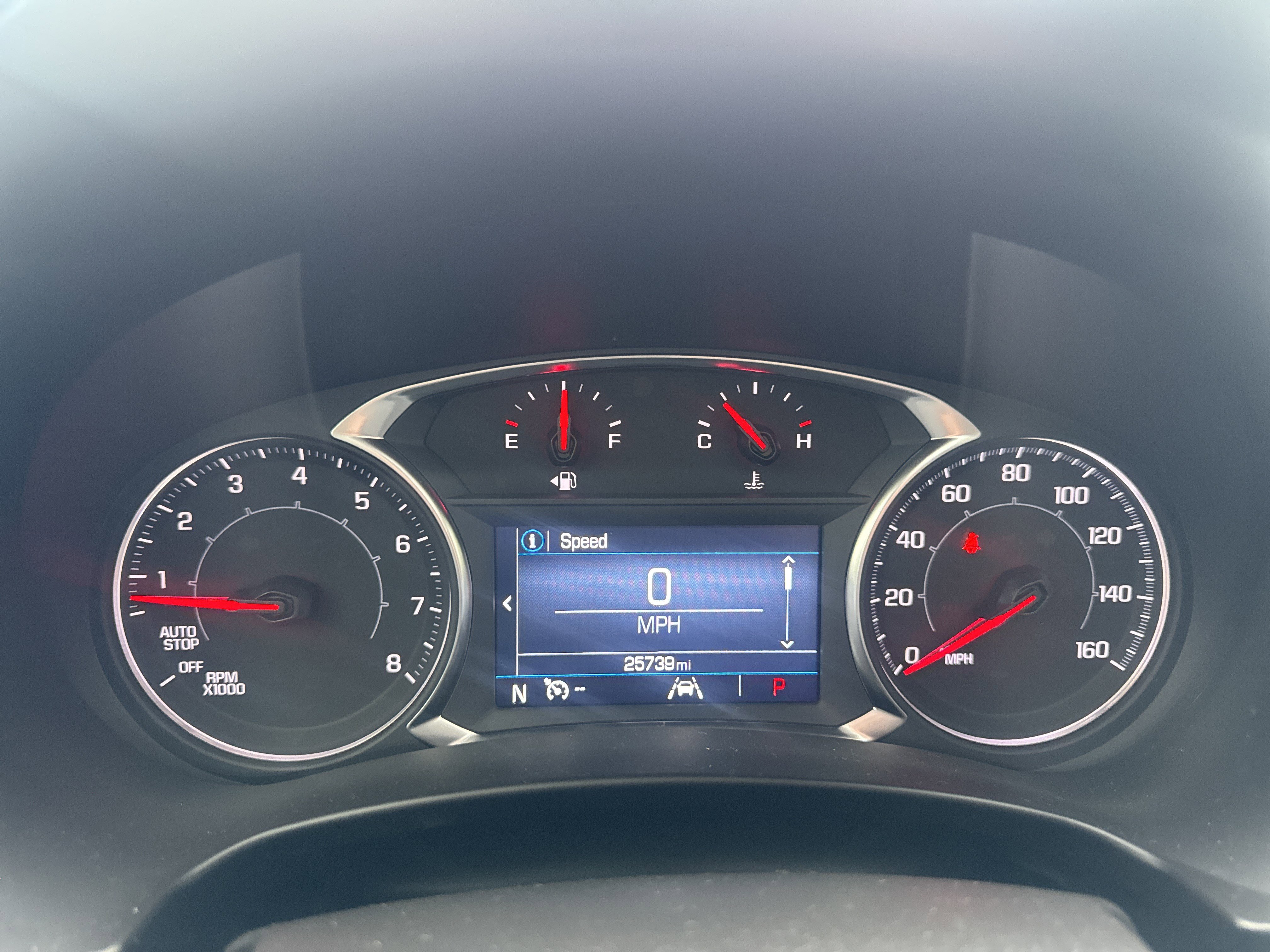 Used 2024 GMC Terrain SLE w/ Driver Convenience Package FWD image 18