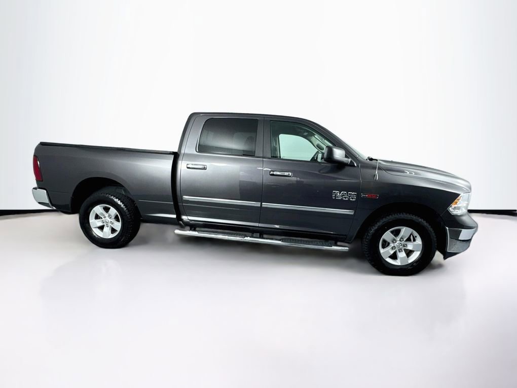 Used 2018 RAM 1500 Classic SLT image 11