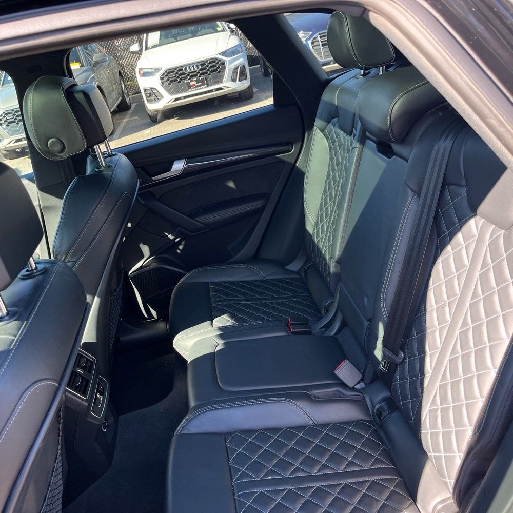 Used 2018 Audi SQ5 Prestige w/ Prestige Package AWD/4WD image 13