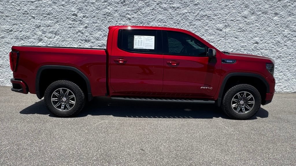Used 2024 GMC Sierra 1500 AT4 w/ Technology Package AWD/4WD image 2