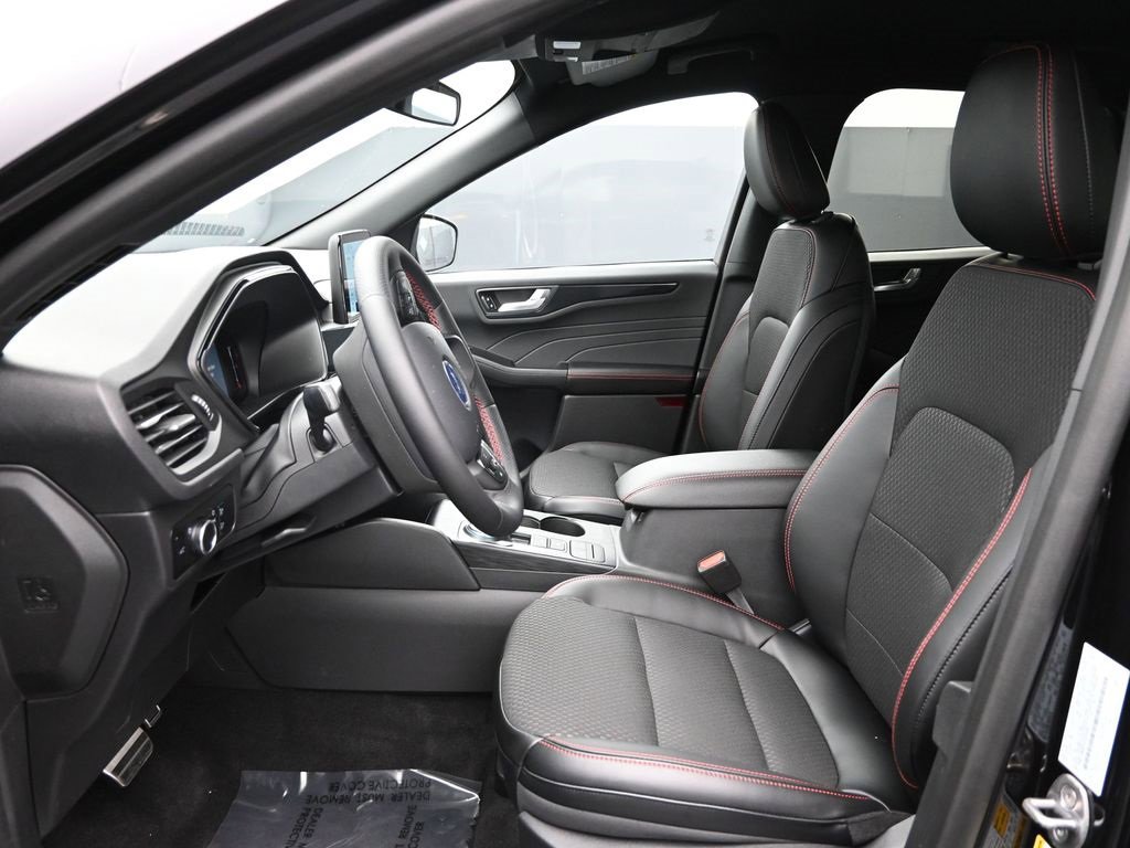 Used 2024 Ford Escape ST-Line image 33