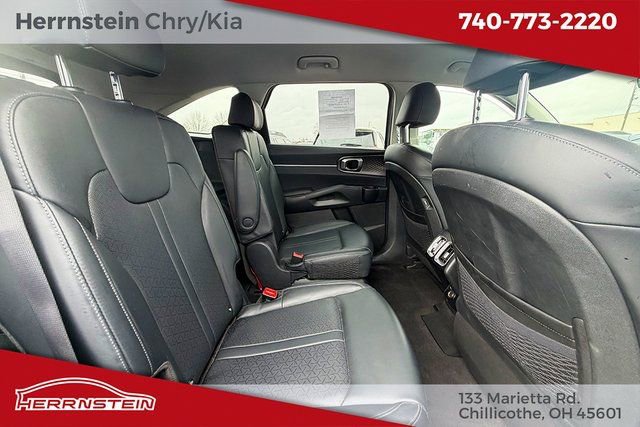 Used 2023 Kia Sorento EX image 26