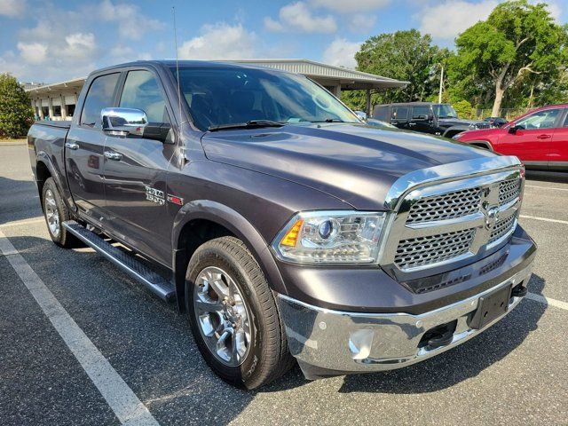 Used 2018 RAM 1500 Laramie w/ Convenience Group AWD/4WD image 2
