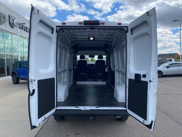 New 2026 RAM ProMaster 2500 w/ Convenience Group FWD image 17