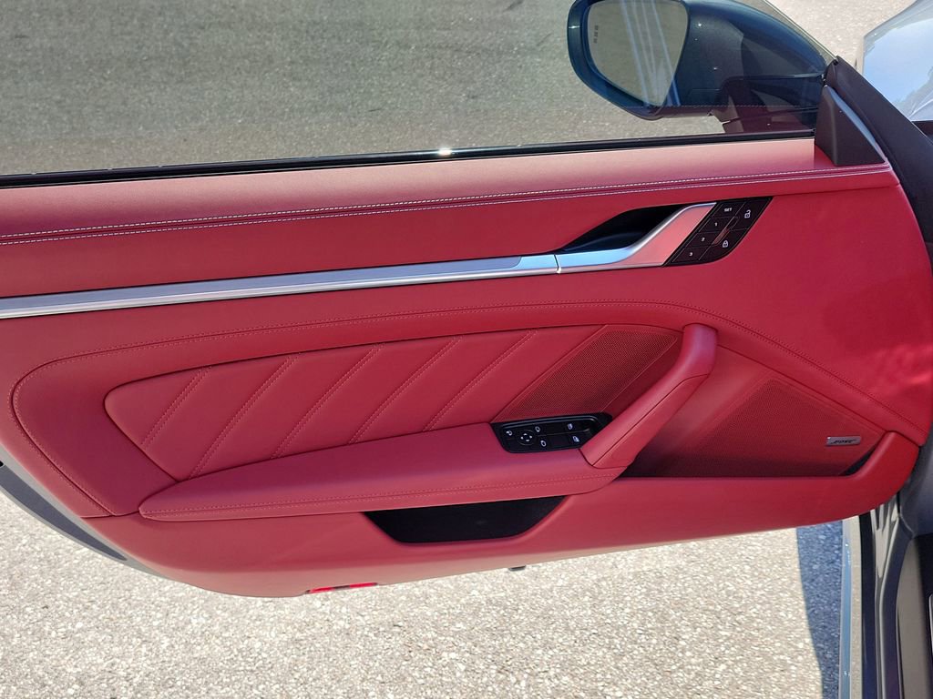 Certified 2025 Porsche 911 Carrera RWD image 23