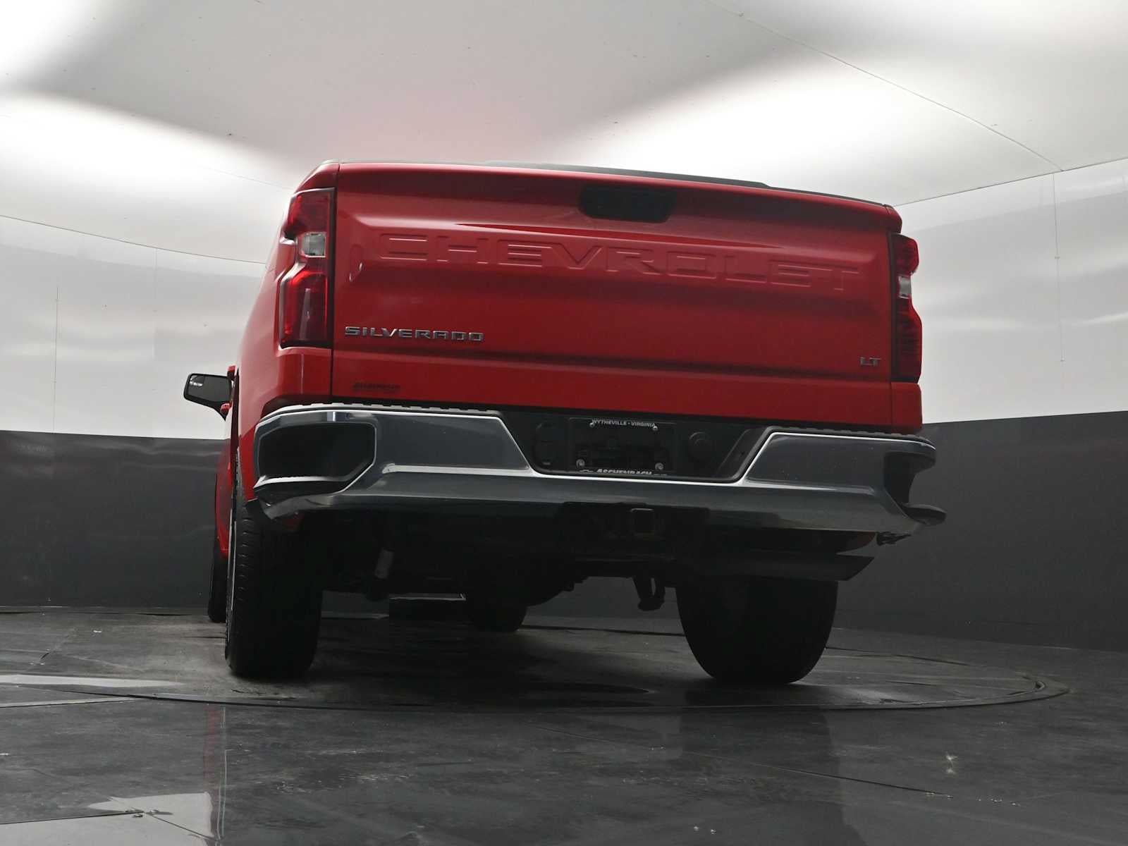 Used 2023 Chevrolet Silverado 1500 LT AWD/4WD image 23