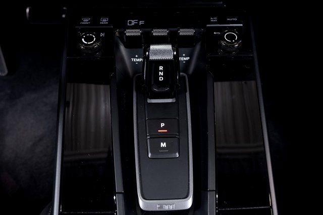 Used 2022 Porsche 911 Carrera GTS w/ Premium Package image 39