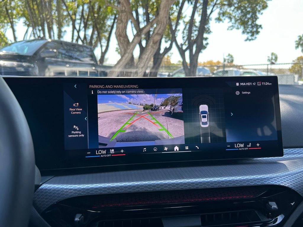 Used 2025 BMW 330i xDrive 330i xDrive image 25