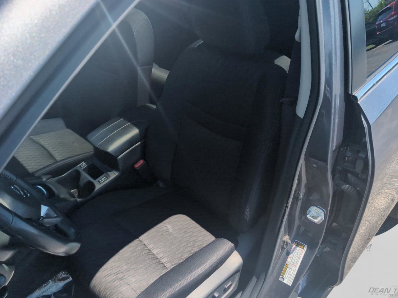 Used 2017 Nissan Rogue SV FWD image 11