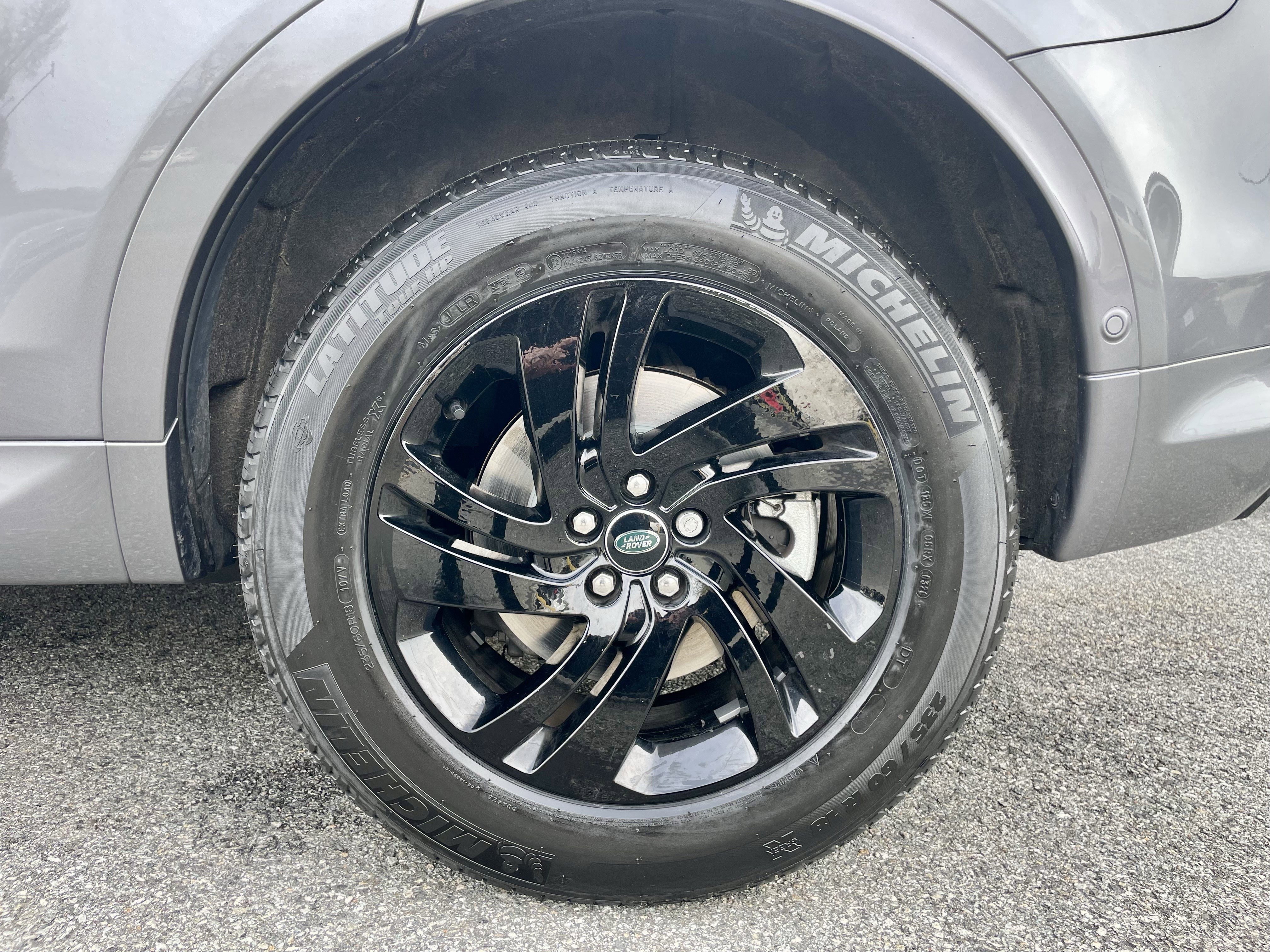 Certified 2024 Land Rover Discovery Sport S image 10