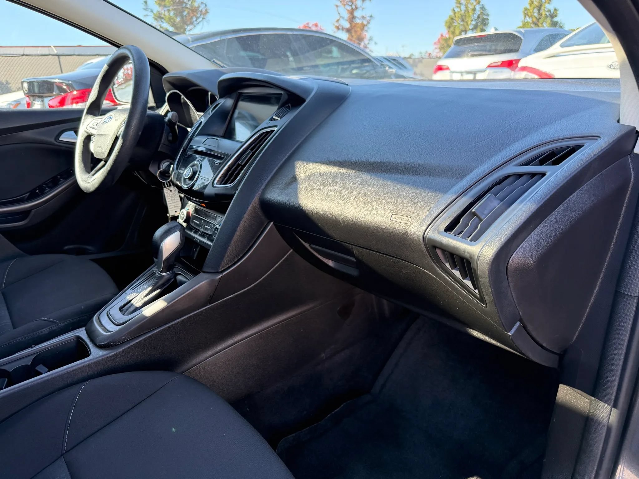 Used 2018 Ford Focus SEL FWD image 19