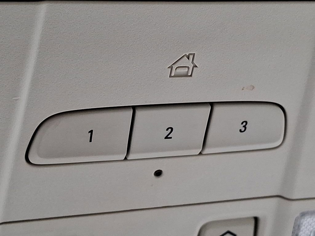 Used 2018 Cadillac XT5 Luxury w/ Driver Awareness Package image 27