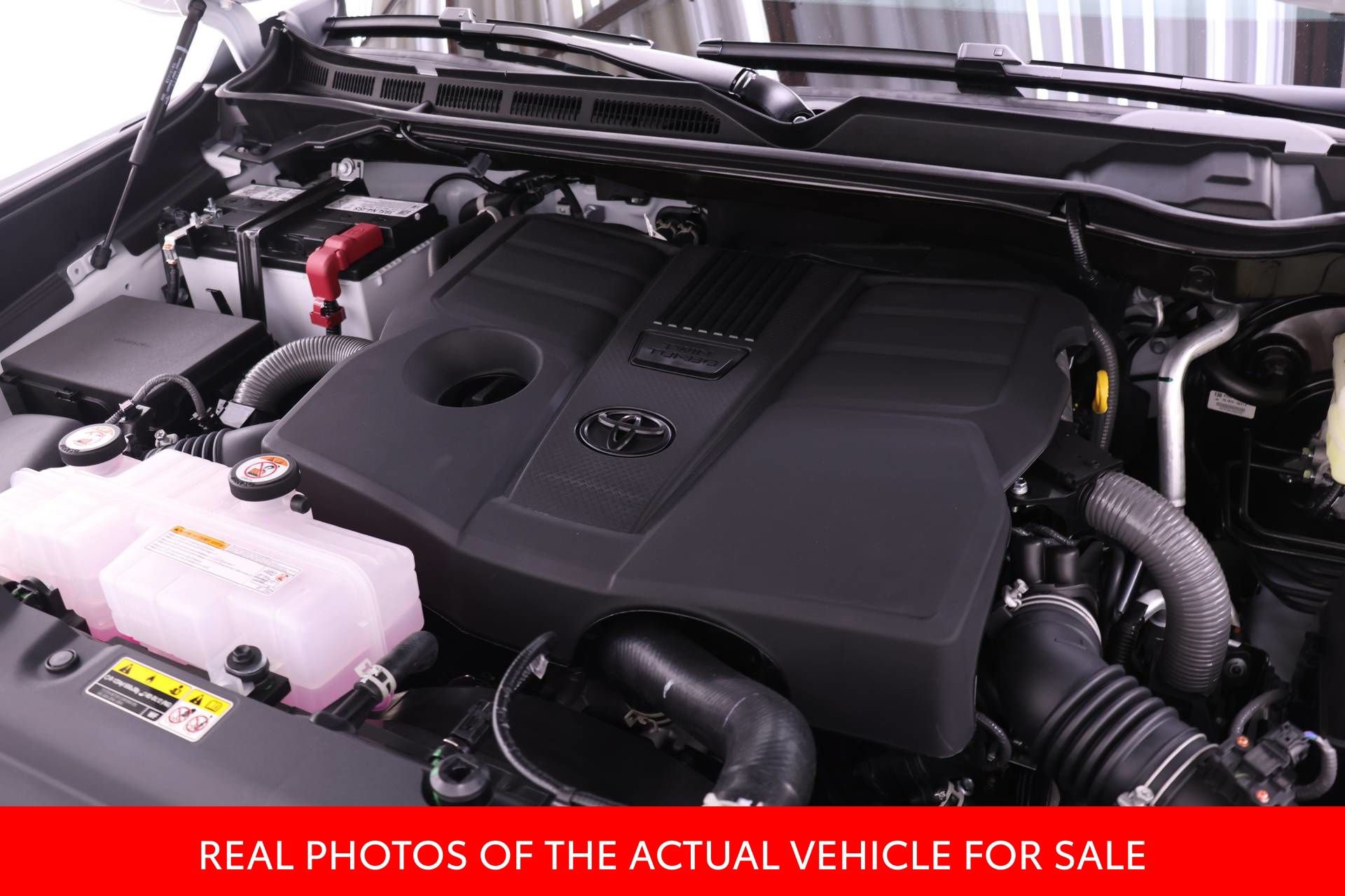 New 2026 Toyota Tundra SR5 w/ SR5 Premium Package AWD/4WD image 17