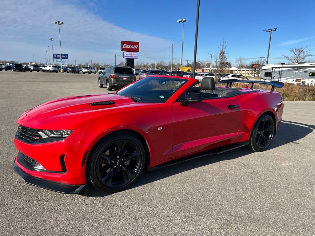 Used 2023 Chevrolet Camaro LT w/ RS Package image 28
